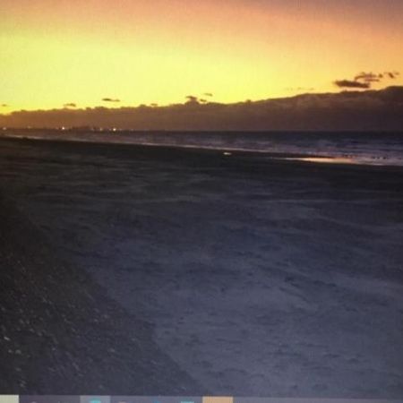 Appartement Studio Face A La Mer 브레뒨느 외부 사진